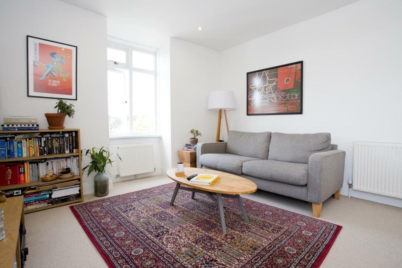 Bright 2 Bedroom Apt - Great Location - Free Parking بورنماوث المظهر الخارجي الصورة