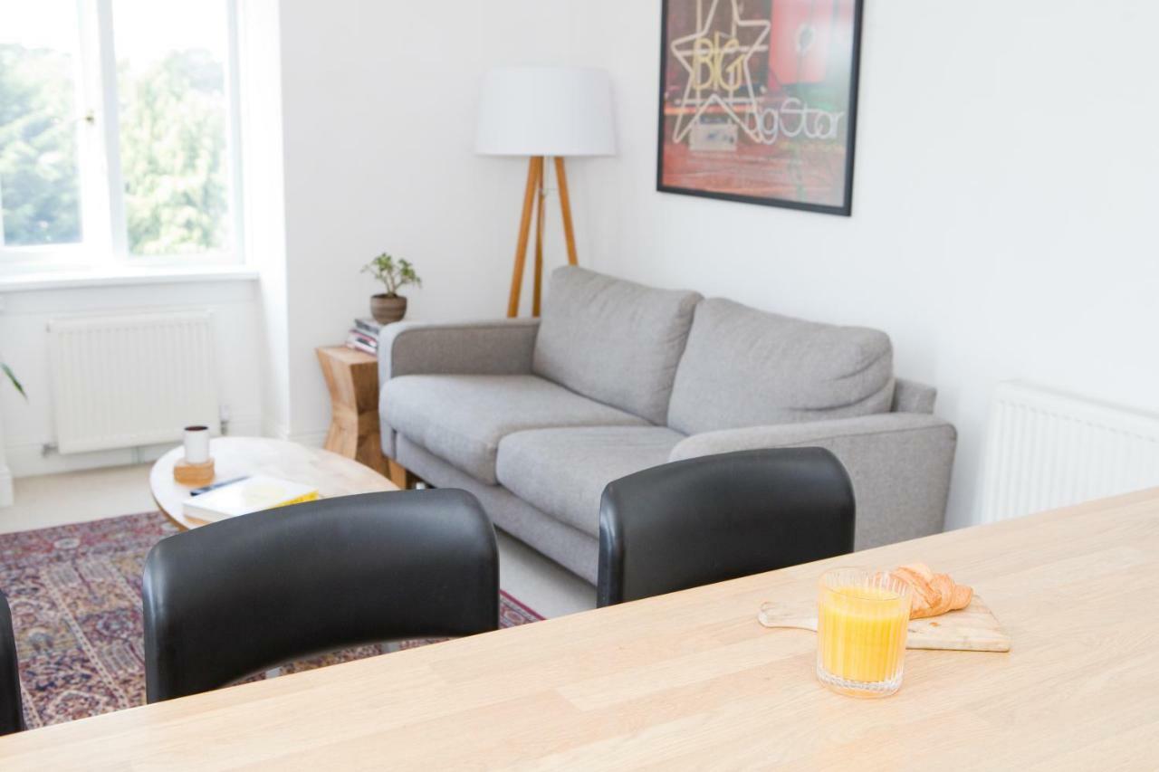 Bright 2 Bedroom Apt - Great Location - Free Parking بورنماوث المظهر الخارجي الصورة